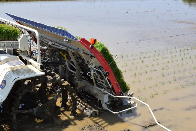 田植え機