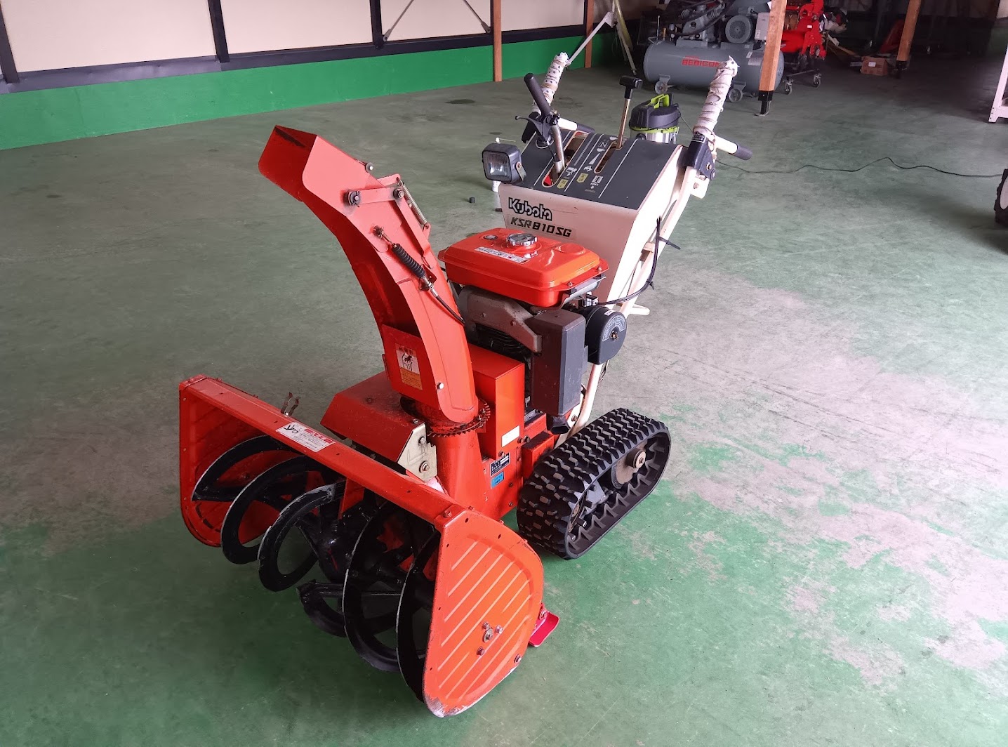 富山発　クボタ除雪機　KSR810SG　整備済み 富山発 クボタ除雪機 KSR810SG 整備済み